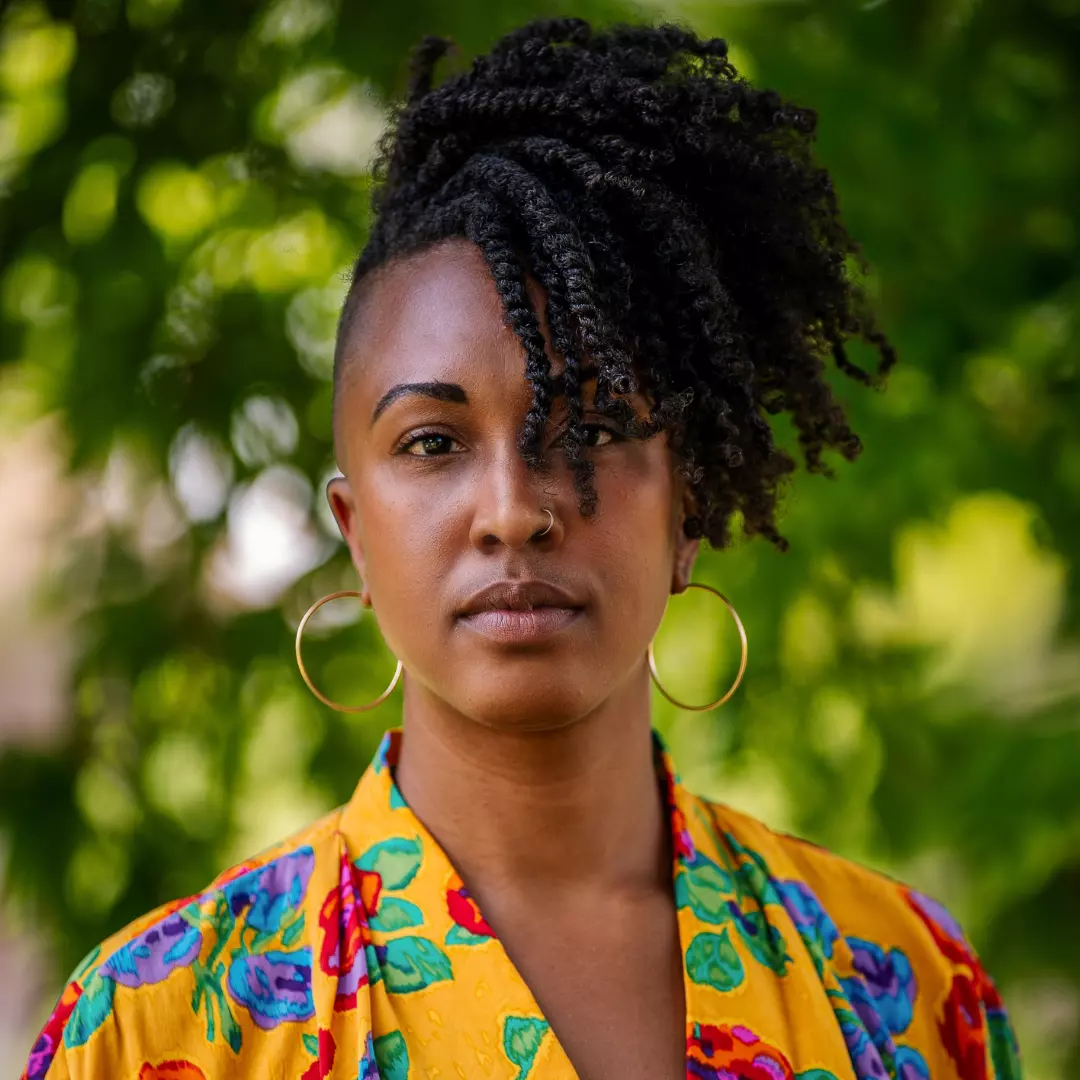 Headshot of Lauren Williams